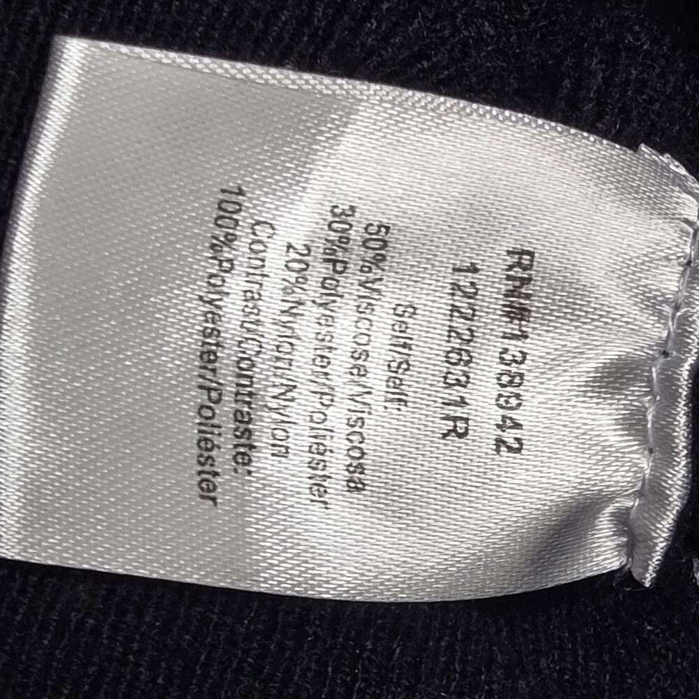On 12th Young Ladies Sweater Shirt Size Medium Black White - Picture 8 of 10